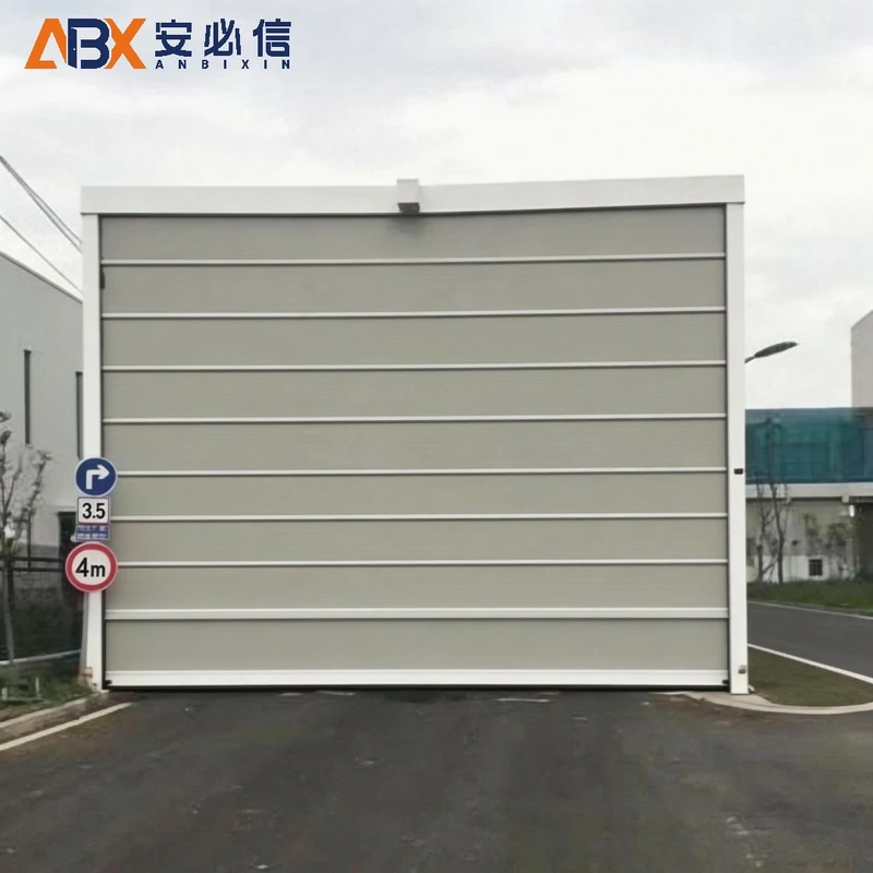 吐鲁番机库门
